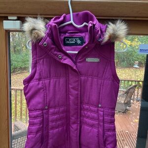 DSG Purple Women's Vest with Faux Fur Trim /removable hood.